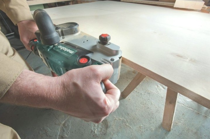 Шлифмашина ленточная сетевая METABO BAE 75 [600375000]
