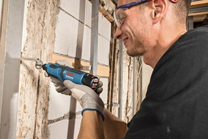 Шлифмашина прямая аккумуляторная BOSCH GRO 12V-35 LI [06019C5001] Кейс L-Boxx