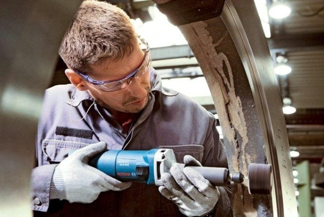 Шлифмашина прямая сетевая BOSCH GGS 8 CЕ [0601222100]