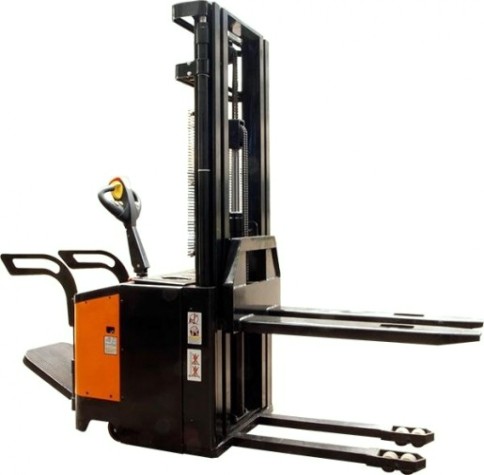 Штабелер самоходный GROST SHED 15/50TV аккумуляторный, трехмачтовый 103123