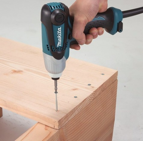 Шуруповерт сетевой MAKITA TD 0101 ударный [TD0101]