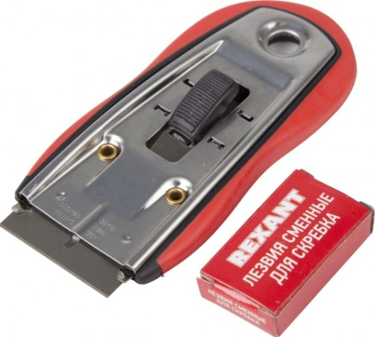 Скребок REXANT 12-4963 с выдвижным лезвием, 5 лезвий в комплекте