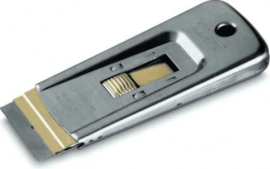 Скребок STANLEY 0-28-500 для окон с запасными лезвиями