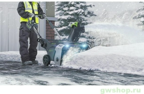 Снегоуборщик аккумуляторный GREENWORKS GD82STK5 82V, АКБ 5Ач и ЗУ 2602507UB [2602507UB]
