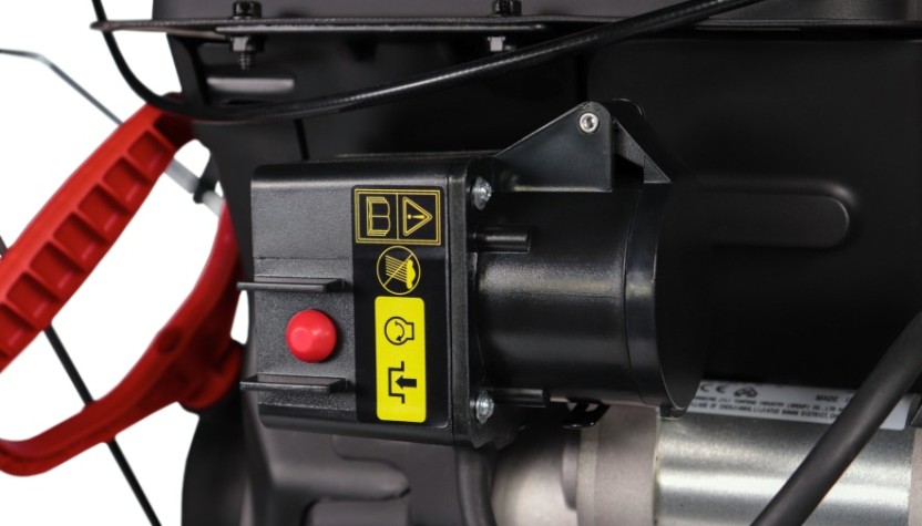 Снегоуборщик бензиновый CHAMPION ST861E Снегоуборщик бензиновый CHAMPION ST861E