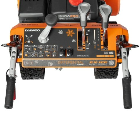 Снегоуборщик бензиновый DAEWOO DAST 1080 Снегоуборщик бензиновый DAEWOO DAST 1080