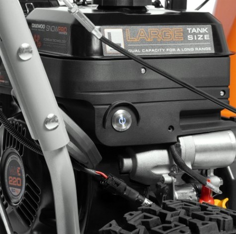 Снегоуборщик бензиновый DAEWOO S 7565 Снегоуборщик бензиновый DAEWOO S 7565