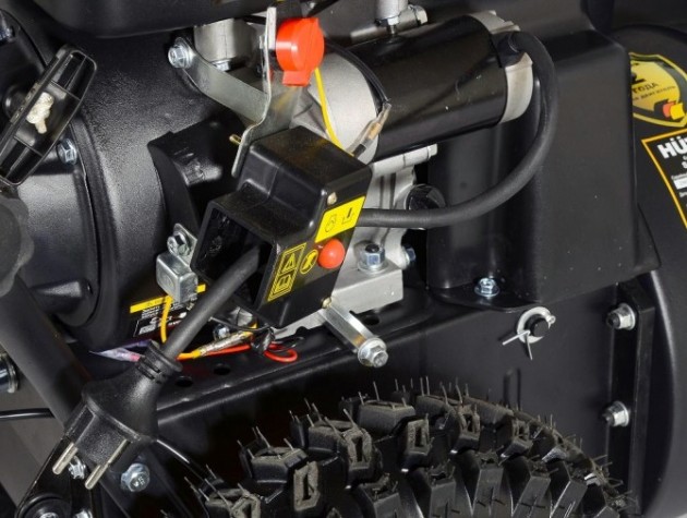 Снегоуборщик бензиновый HUTER SGC 4100L [70/7/15]