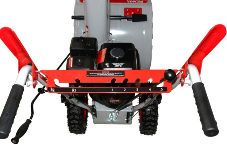 Снегоуборщик бензиновый Ресанта СБ 4100 [70/7/30]