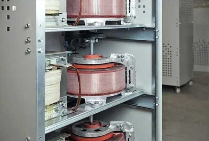 Стабилизатор напряжения трехфазный ndcorp Helios Y 160-20 [Helios Y 160-20]