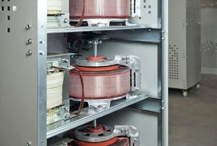 Стабилизатор напряжения трехфазный ndcorp Helios Y 50-20 [Helios Y 50-20]