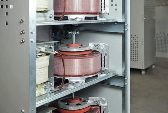 Стабилизатор напряжения трехфазный ndcorp Helios Y 80-20 [Helios Y 80-20]