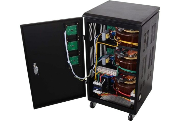 Стабилизатор напряжения трехфазный Ресанта АСН- 30 000/3-ЭМ [63/4/7]