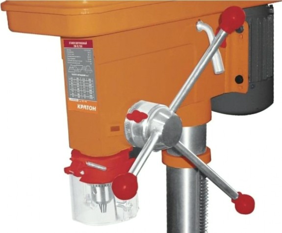 Станок сверлильный КРАТОН DM-16/450 [4 02 04 009]