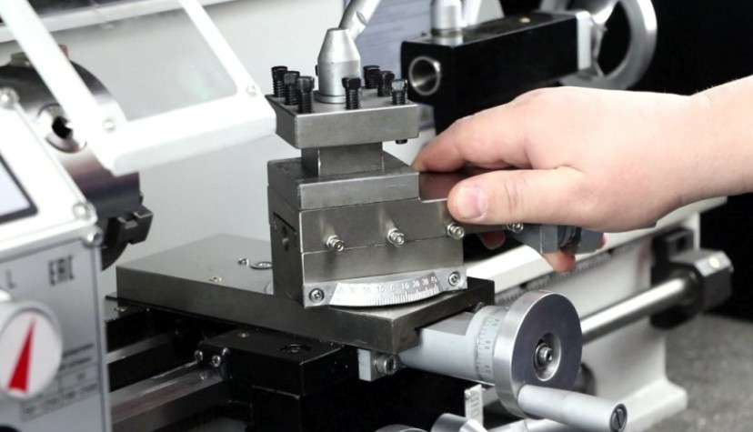 Станок токарный Visprom SPV-210x400-G [39001700]