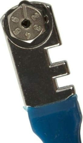 Стеклорез Кобальт 911-116 6-роликовый, пластиковая рукоятка Стеклорез Кобальт 911-116 6-роликовый, пластиковая рукоятка