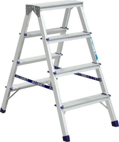 Стремянка алюминиевая АЛЮМЕТ AD 7204 4 ступени двухсторонняя [AD7204]