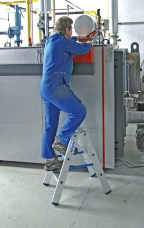 Стремянка алюминиевая KRAUSE STABILO 3 ступени двухсторонняя [124715]