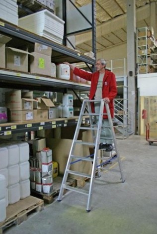 Стремянка алюминиевая KRAUSE STABILO 7 ступеней двухсторонняя [124753]