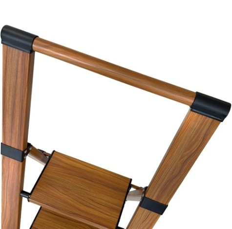 Стремянка алюминиевая СОРОКИН 24.209 4 ступени Стремянка алюминиевая СОРОКИН 24.209 4 ступени