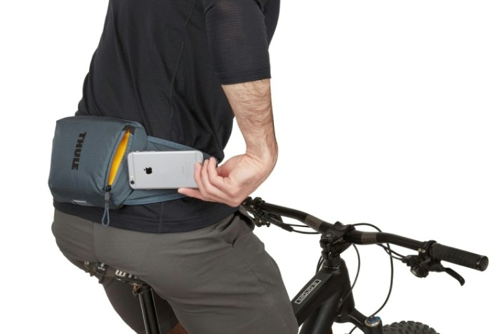 Сумка на пояс THULE 3204479 спортивная Rail, 0.5L, Dark Slate
