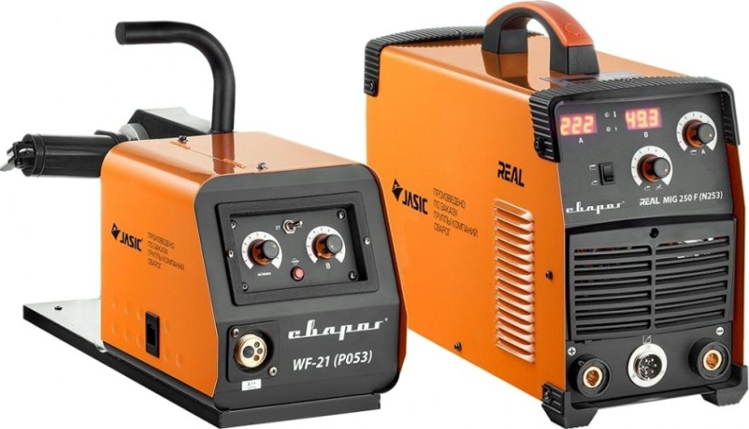 Сварочный полуавтомат СВАРОГ REAL MIG 250 F (N253) [00000096877]