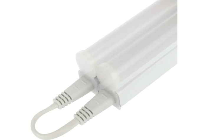 Светильник светодиодный линейный REXANT 607-214 T5 5Bт IP20 6500K холодный свет 565мм