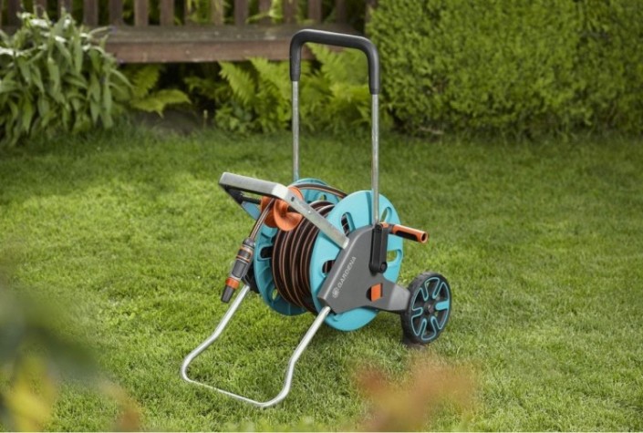 Тележка для шланга GARDENA CleverRoll M Easy с комплектом для полива 18517-20.000.00 [18517-20.000.00]
