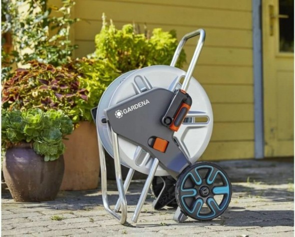 Тележка GARDENA для шланга металлическая cleverroll m с комплектом для полива [18542-29.000.00]