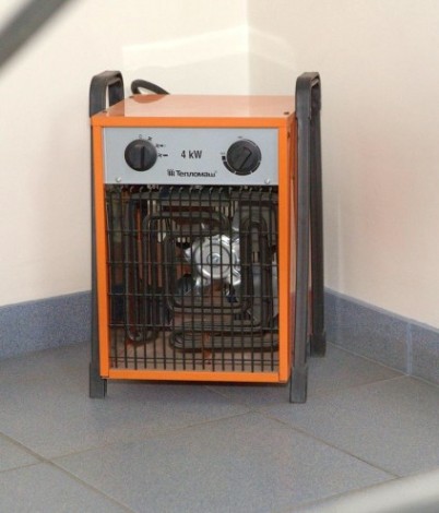 Тепловая пушка электрическая ТЕПЛОМАШ КЭВ-4С40Е серия СЕ