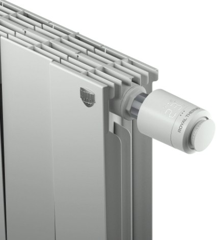 Термостат радиаторный электронный ROYAL THERMO Smart Heat, белый НС-1303165 [НС-1303165]