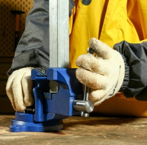 Тиски DEKO CL09 слесарные поворотные, 75 мм [065-0961]