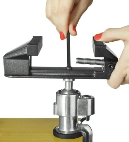 Тиски шарнирно-поворотные ЗУБР МАСТЕР 75 мм, 32487-75 [32487-75]