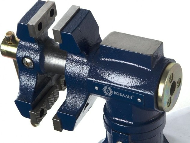 Тиски слесарные Кобальт 63 мм 910-010 [910-010]