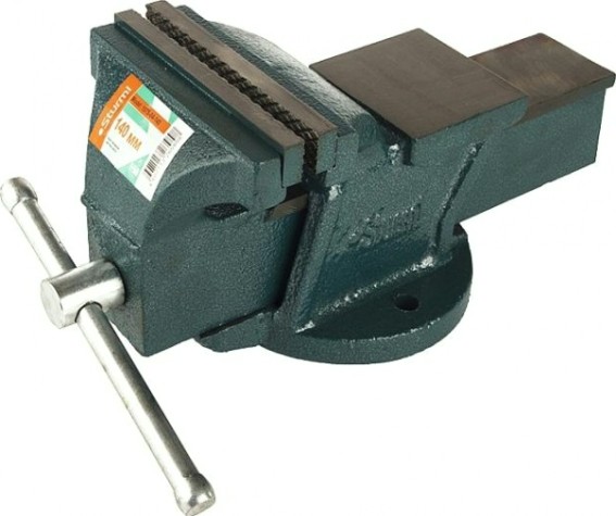 Тиски Sturm 1075-04-140 слесарные 140мм, усиленные с наковальней