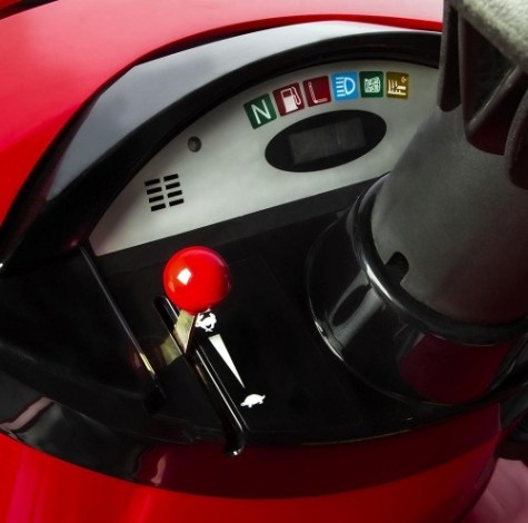 Трактор садовый DDE 102-300 [909-167]