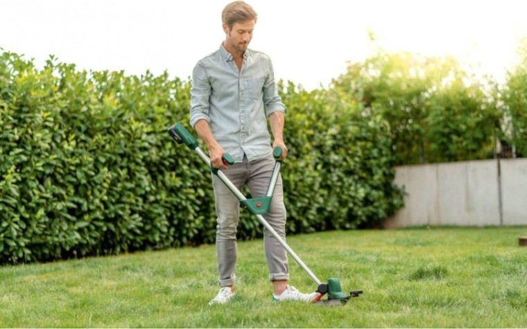 Триммер аккумуляторный BOSCH EasyGrassCut 18-260 [06008C1D05]