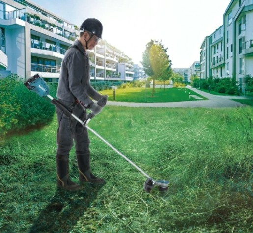 Триммер аккумуляторный MAKITA DUR 368 LZ без АКБ и ЗУ [DUR368LZ]