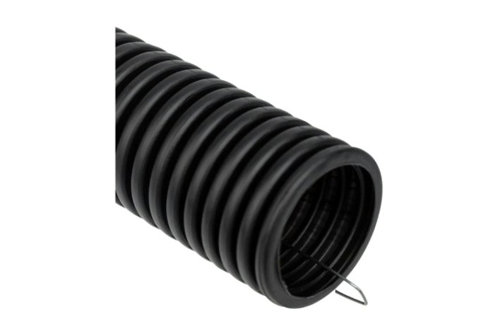 Труба гофрированная REXANT 28-0040-3 из ПНД с зондом, ø40мм, черная (бухта 15 м/уп)