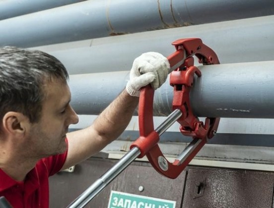 Труборез с хомутной защелкой VOLL 5.20002 V2S