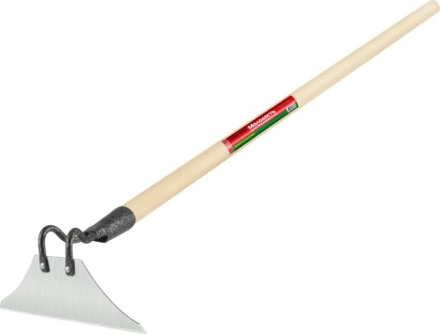 Тяпка ЦЕНТРОИНСТРУМЕНТ БЛЦ "МОЛОДОСТЬ МОЯ" 1346-Ч с деревянным черенком [1346-Ч]