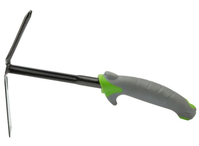 Тяпка садовая ЧЕТЫРЕ СЕЗОНА 64-0004 прорезиненной ручкой, 30х18см Тяпка садовая ЧЕТЫРЕ СЕЗОНА 64-0004 прорезиненной ручкой, 30х18см