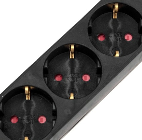 Удлинитель REXANT 13-4020 STANDARD 3 гнезда, 5м, 3х1,0мм², с/з, с выкл. Удлинитель REXANT 13-4020 STANDARD 3 гнезда, 5м, 3х1,0мм², с/з, с выкл.