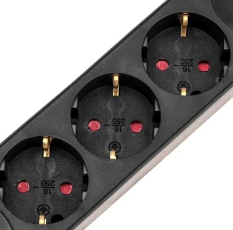 Удлинитель REXANT 13-4022 STANDARD 3 гнезда, 3м, 3х1,0мм², с/з, с выкл. 2USB Удлинитель REXANT 13-4022 STANDARD 3 гнезда, 3м, 3х1,0мм², с/з, с выкл. 2USB