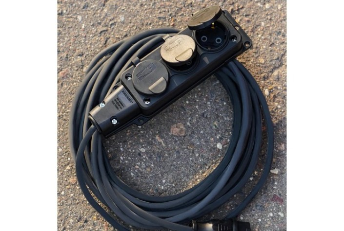 Удлинитель-шнур REXANT 11-7074 КГ 3х1.5, 10 м, 3 гнезда, морозостойкий, с/з, 16A Удлинитель-шнур REXANT 11-7074 КГ 3х1.5, 10 м, 3 гнезда, морозостойкий, с/з, 16A