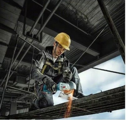 Угловая шлифмашина аккумуляторная BOSCH GWS 180-LI [06019H90R0] 2х4.0Ач, Кейс