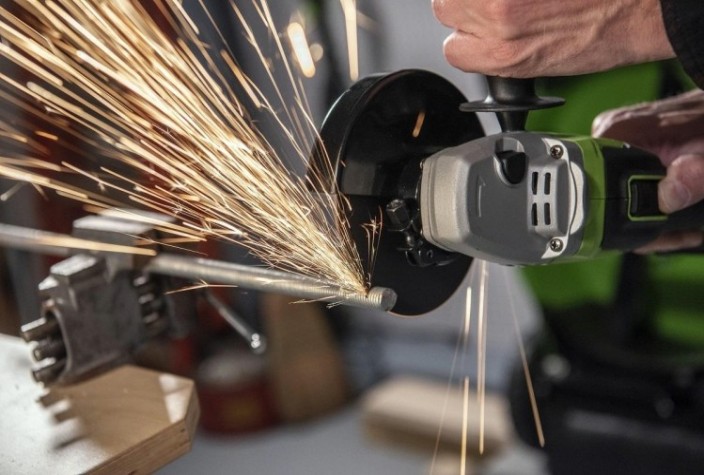 Угловая шлифмашина аккумуляторная GREENWORKS 3200207UB бесщеточная [3200207UB]