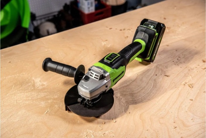 Угловая шлифмашина аккумуляторная GREENWORKS GD24AGK2 бесщеточная [3200207UA]