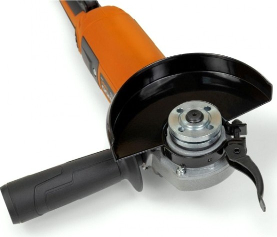 Угловая шлифмашина DAEWOO DAG 1250-125