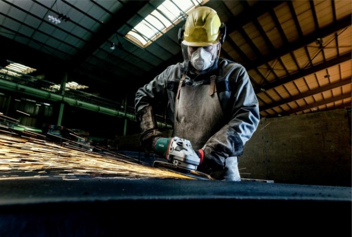 Угловая шлифмашина METABO WEPBA 26-230 MVT Quick [606482000]